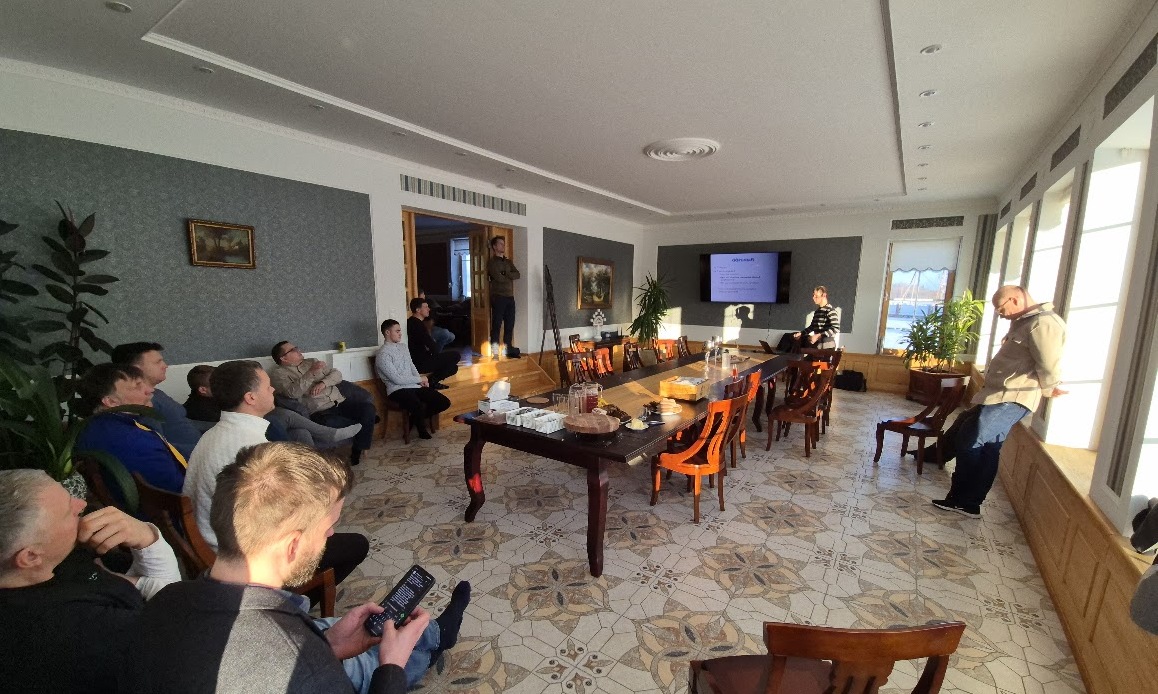 Terves kehas terve vaim: mehed kogunesid karges pakases vaimu ja keha karastama